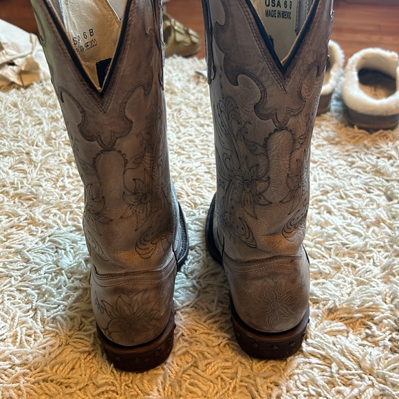 NWOT. JB Dillon cowboy boots. Size 6B - Picture 5 of 6